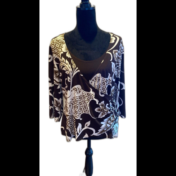 AGB Blouse Size XL Faux Wrap Style Top Brown White Design + Stretch 3/4 Sleeves - Picture 1 of 10